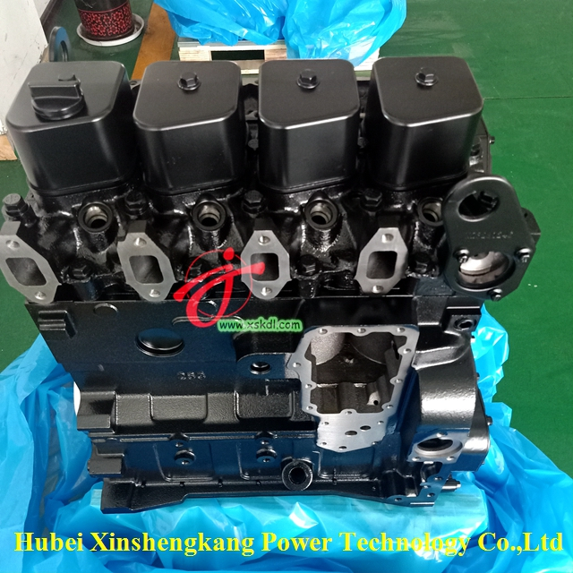 Remanufactured Komatsu 4D102 Long Block