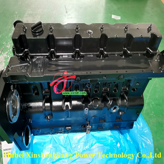 Remanufactured Cummins 6C8.3 Long Block