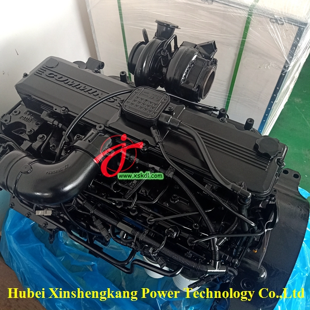 Cummins QSL8.9 Engine Cylinder Head